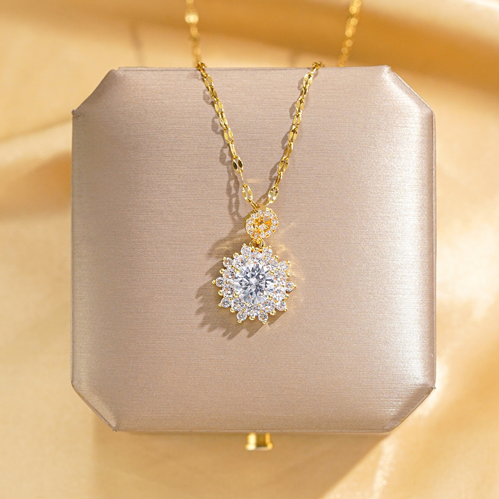 Acero Inoxidable 304 Cobre Chapados en oro de 18k Glamour Lujoso Enchapado Embutido Color Sólido Diamante Collar Colgante display picture 6