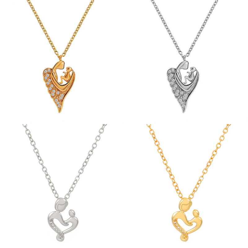 Cobre Chapados en oro de 18k Elegante Estilo Simple Forma De Corazón Ahuecar Embutido Diamantes De Imitación Collar Colgante display picture 9