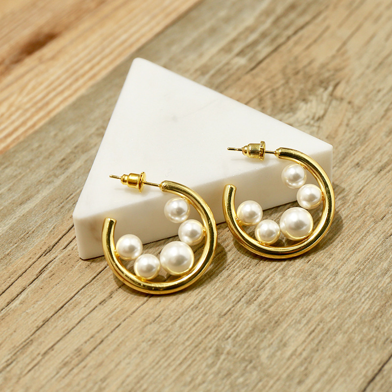 1 Pair Commute Round Plating Copper Pearl 18K Gold Plated Earrings display picture 2