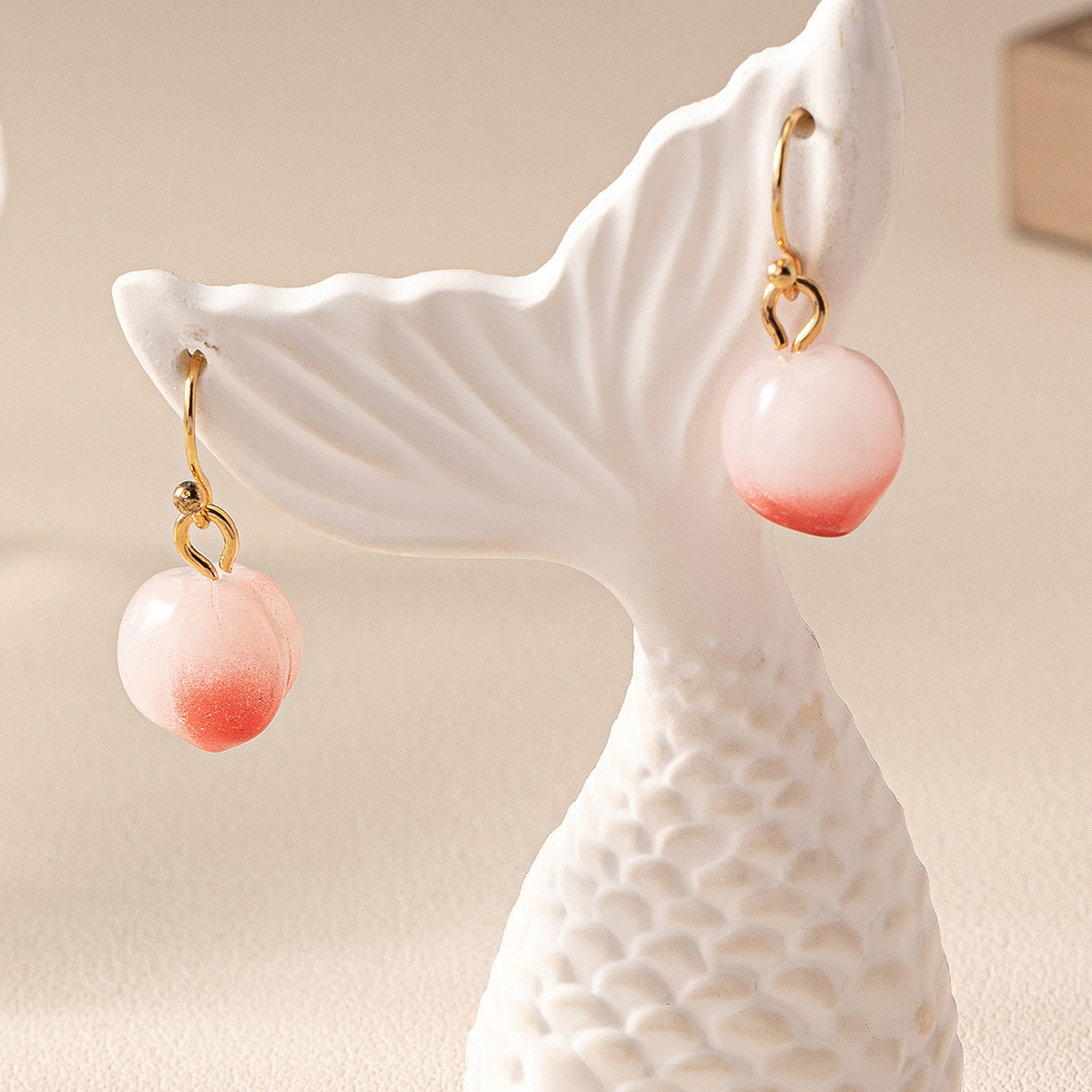 1 Pair Cute Sweet Peach Glass Ferroalloy Drop Earrings display picture 1