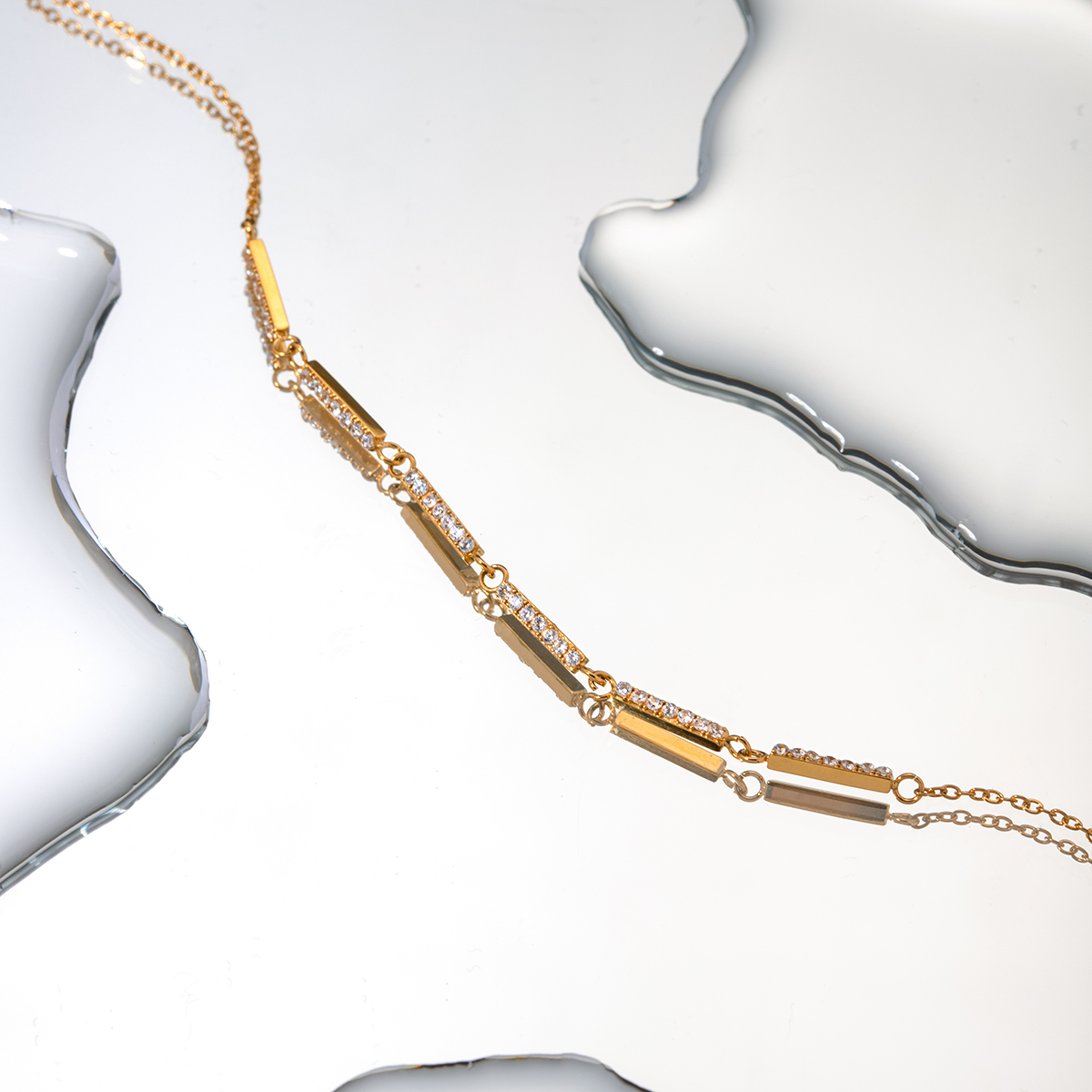 Acero Inoxidable Chapados en oro de 18k Estilo Simple Rectángulo Embutido Diamantes De Imitación Collar display picture 2