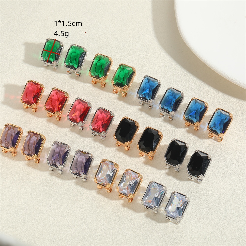 1 Pair Simple Style Square Inlay Copper Zircon 14K Gold Plated Earrings display picture 7