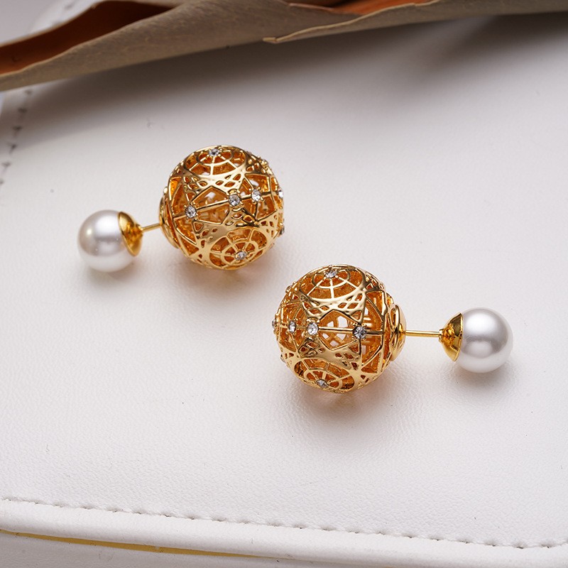 1 Pair Elegant Vintage Style French Style Flower Inlay Alloy Glass Pearl 18K Gold Plated Drop Earrings display picture 11