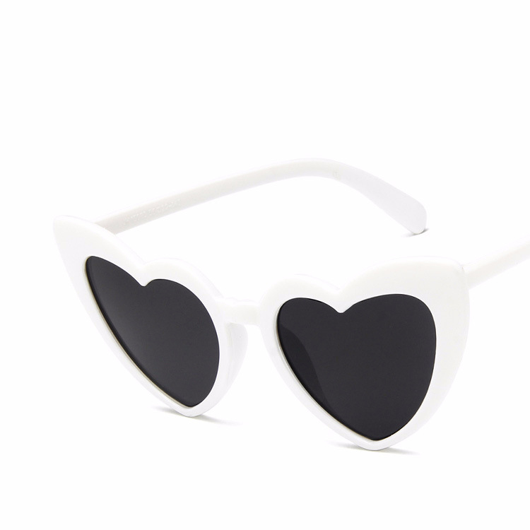 Fashion Heart Shape Ac Special-Shaped Mirror Full Frame Women's Sunglasses display picture 1