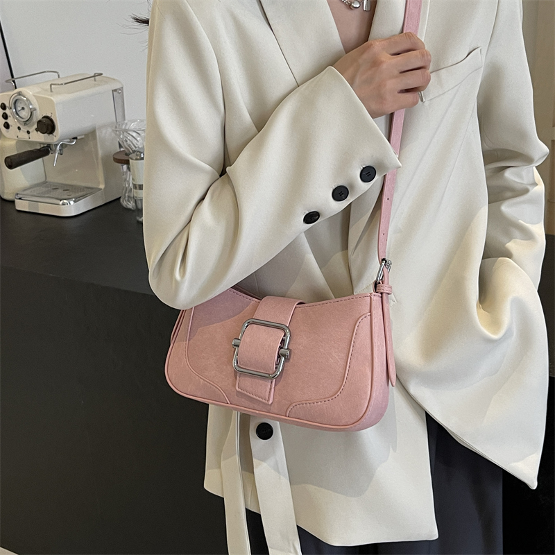 Women's Pu Leather Color Block Classic Style Zipper Buckle Shoulder Bag display picture 3