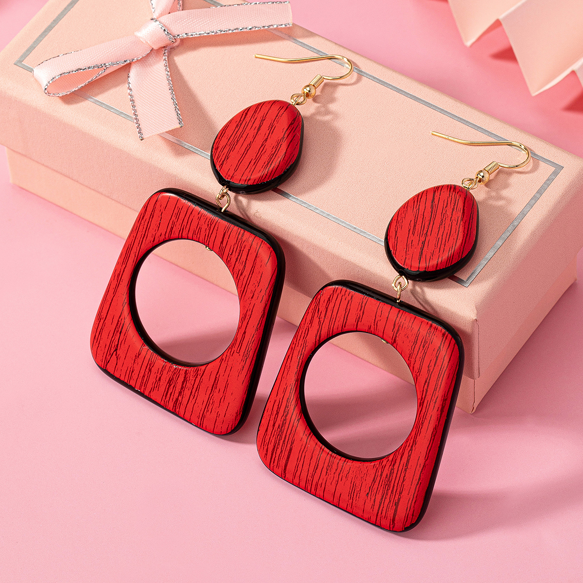 1 Pair Retro Exaggerated Geometric Wood Drop Earrings display picture 6