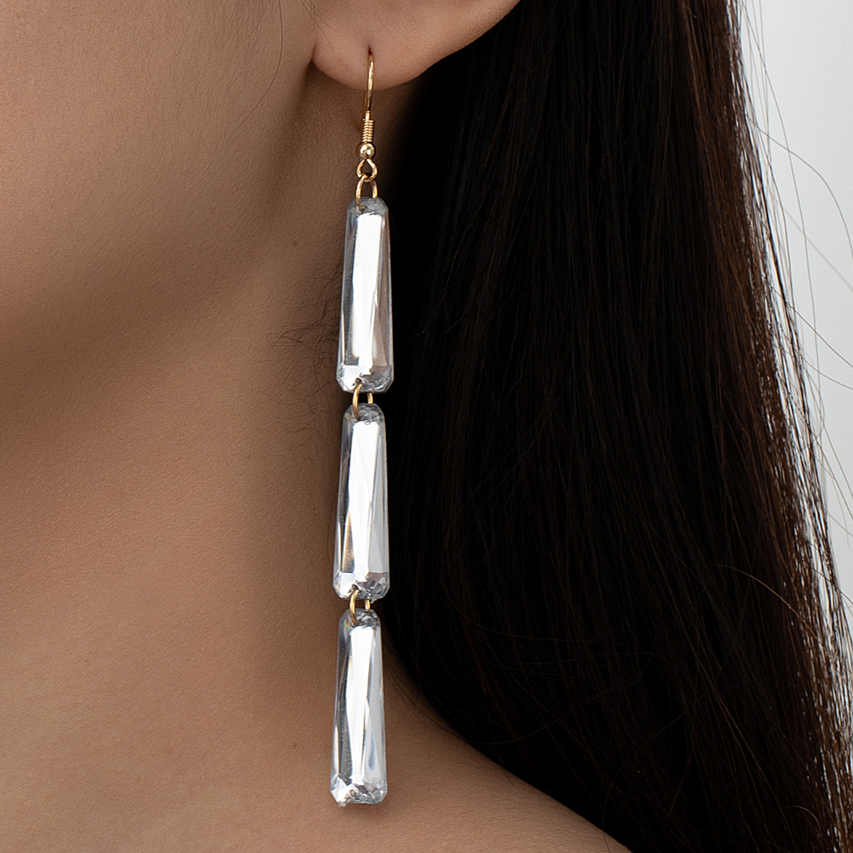 1 Pair Simple Style Classic Style Geometric Arylic Drop Earrings display picture 3