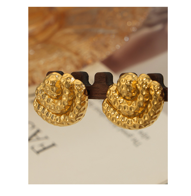 1 Pair Hip-Hop Modern Style Commute Sector Titanium Steel 18K Gold Plated Ear Studs display picture 1