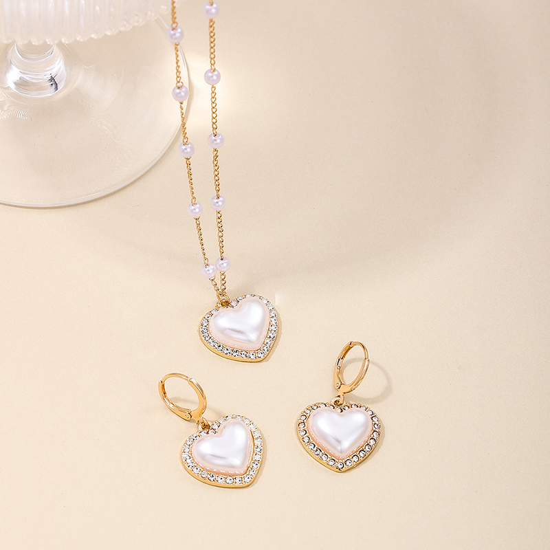 Sweet Simple Style Heart Shape Alloy Beaded Inlay Rhinestones Women's Jewelry Set display picture 3