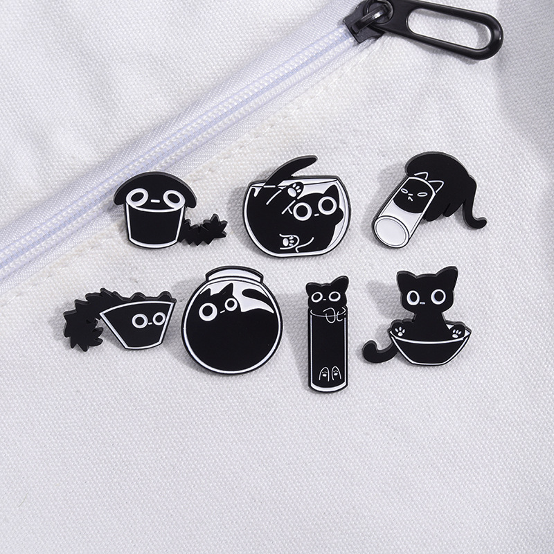 Cartoon Style Cute Animal Alloy Plating Unisex Brooches display picture 11