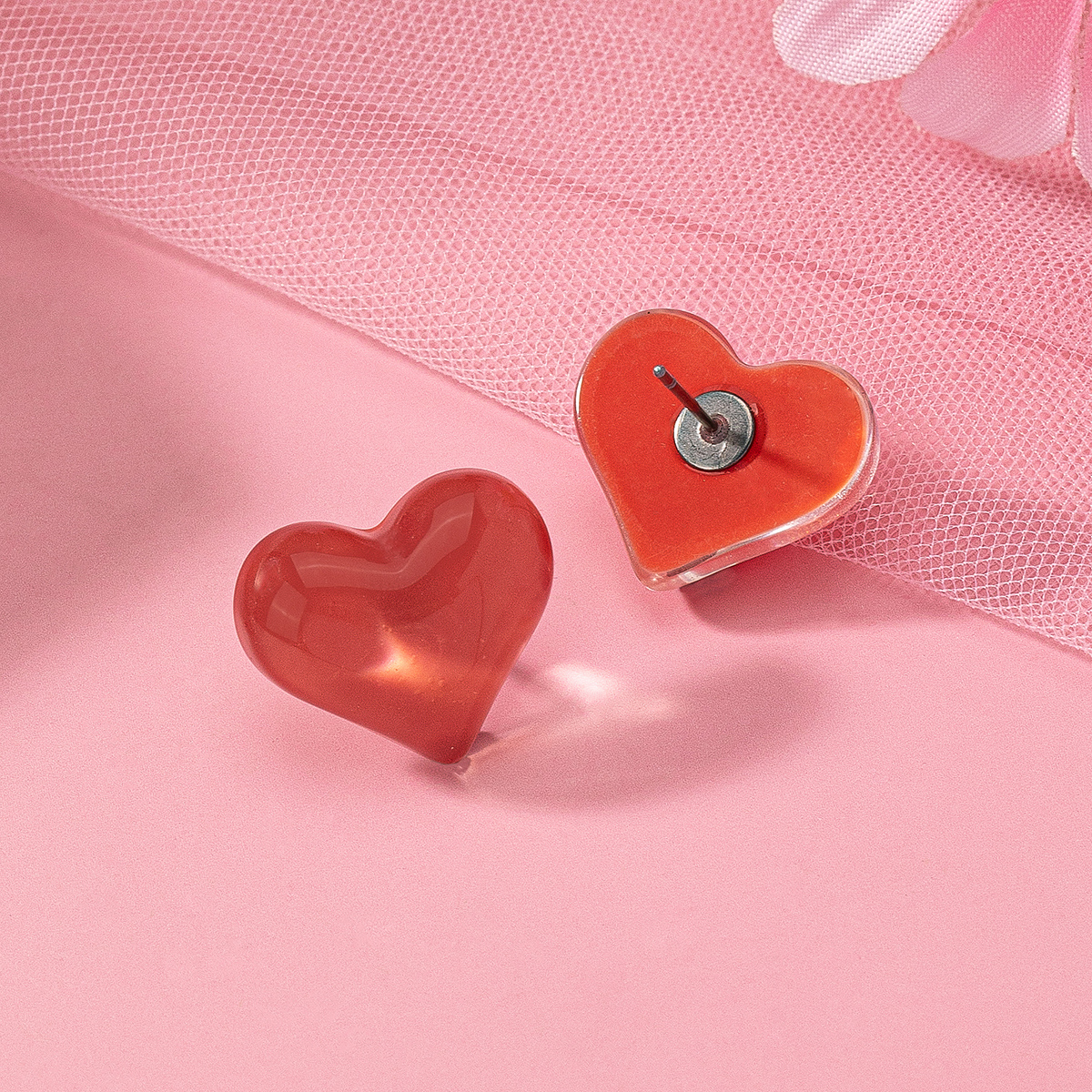 1 Pair Cute Sweet Heart Shape Arylic Ear Studs display picture 3
