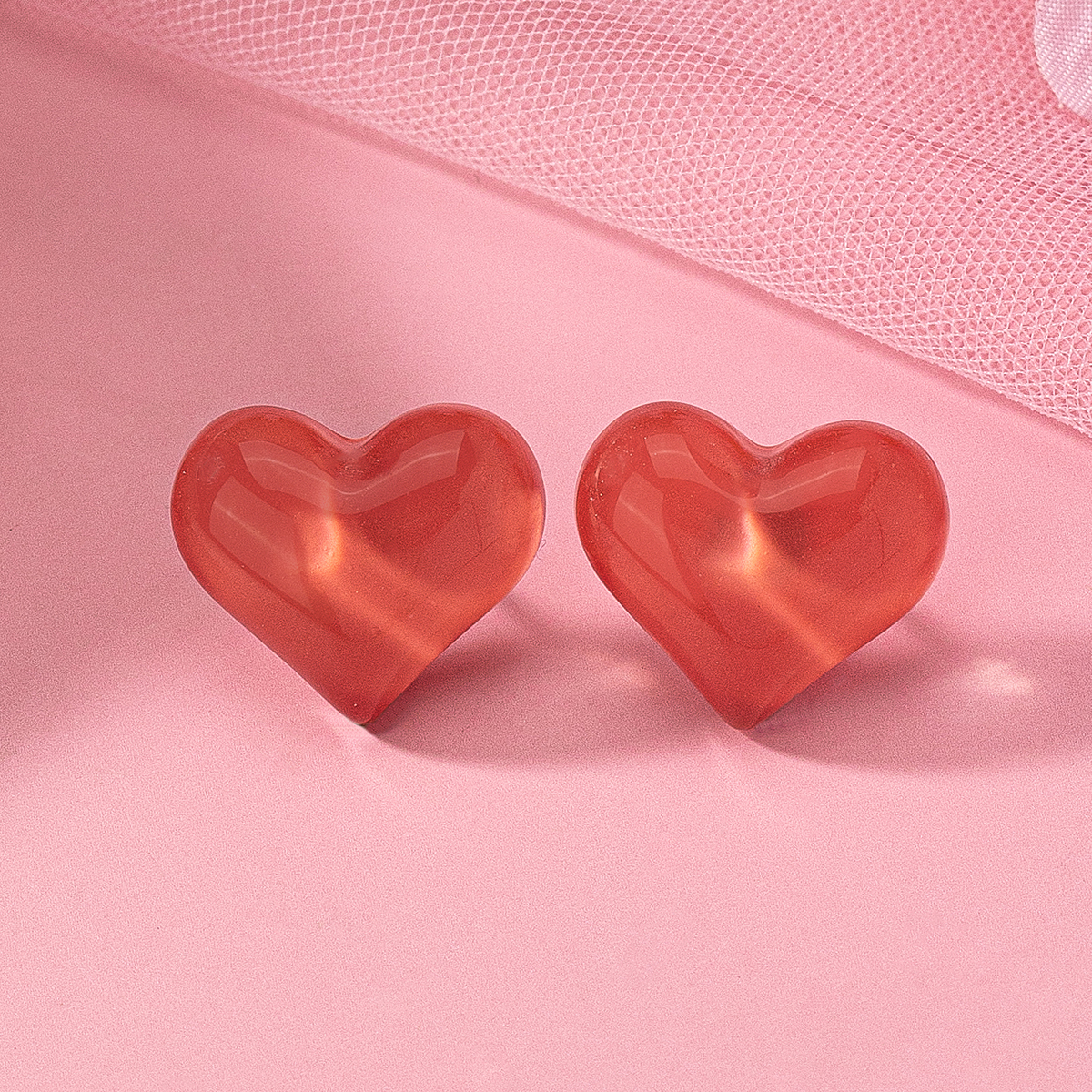1 Pair Cute Sweet Heart Shape Arylic Ear Studs display picture 5