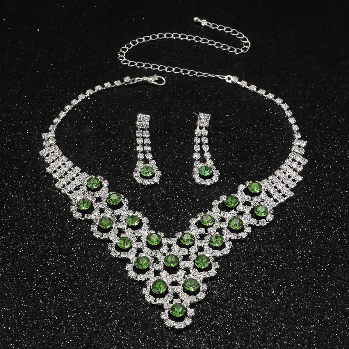 Strass Kupfer Versilbert Elegant Glam Juwel Inlay Zirkon Schmuck-Set display picture 3