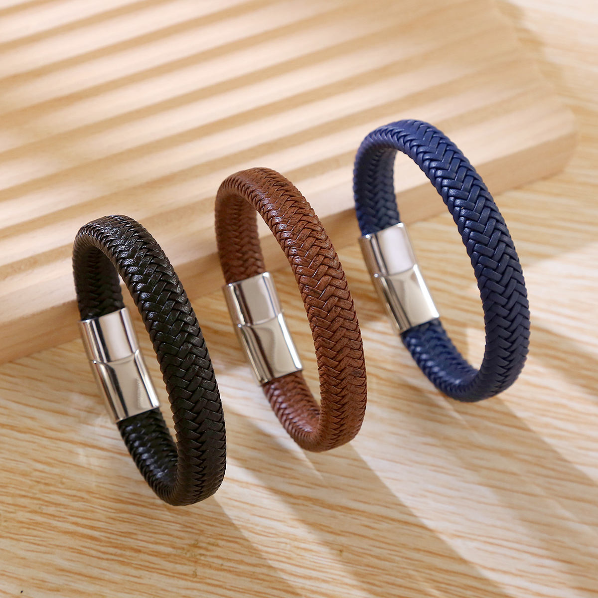 Casual Simple Style Geometric Stainless Steel Leather Braid Men's Bangle display picture 7