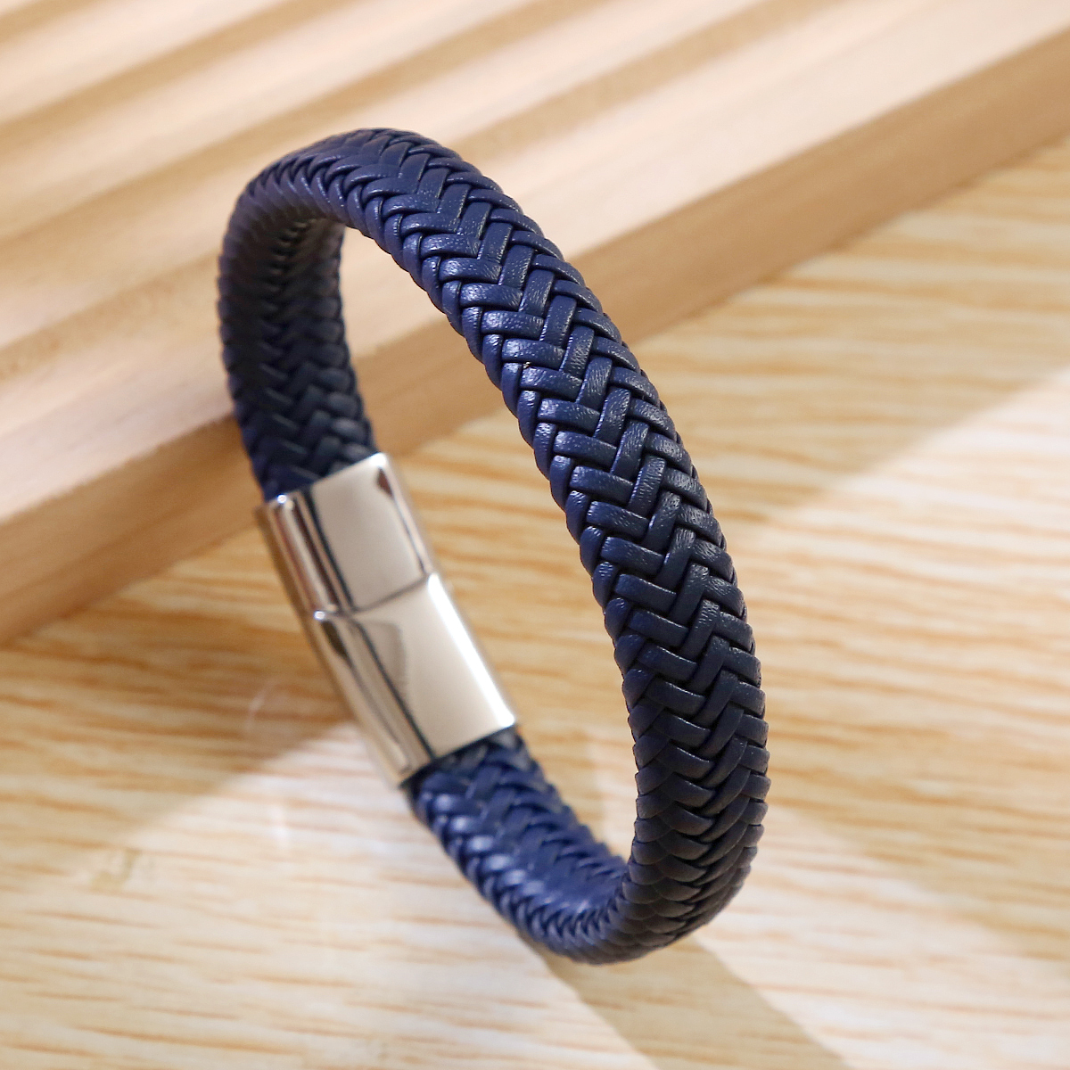 Casual Simple Style Geometric Stainless Steel Leather Braid Men's Bangle display picture 2