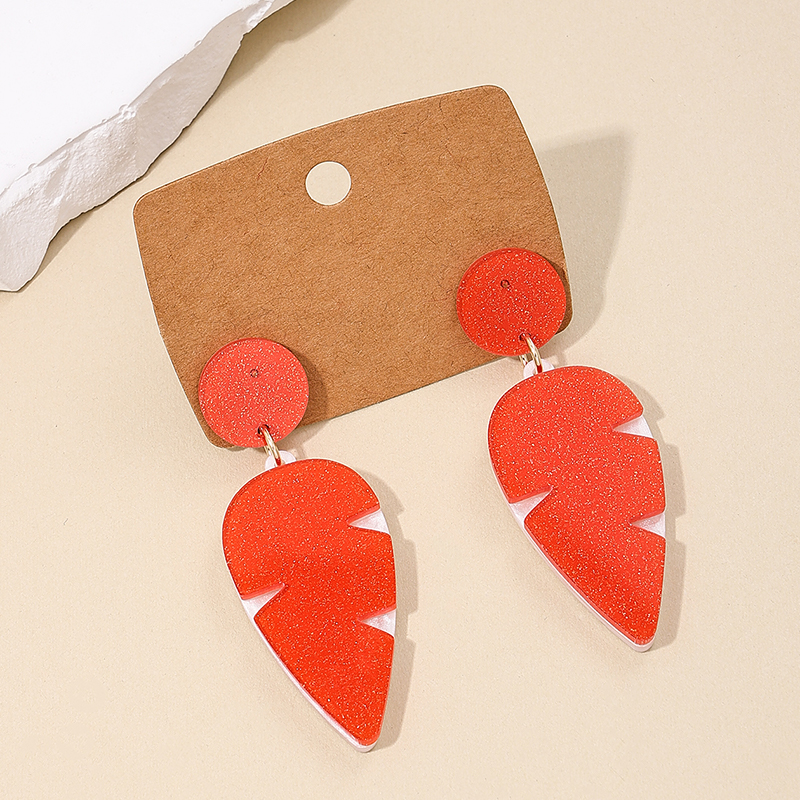 1 Pair Nordic Style Cute Carrot Arylic Drop Earrings display picture 3