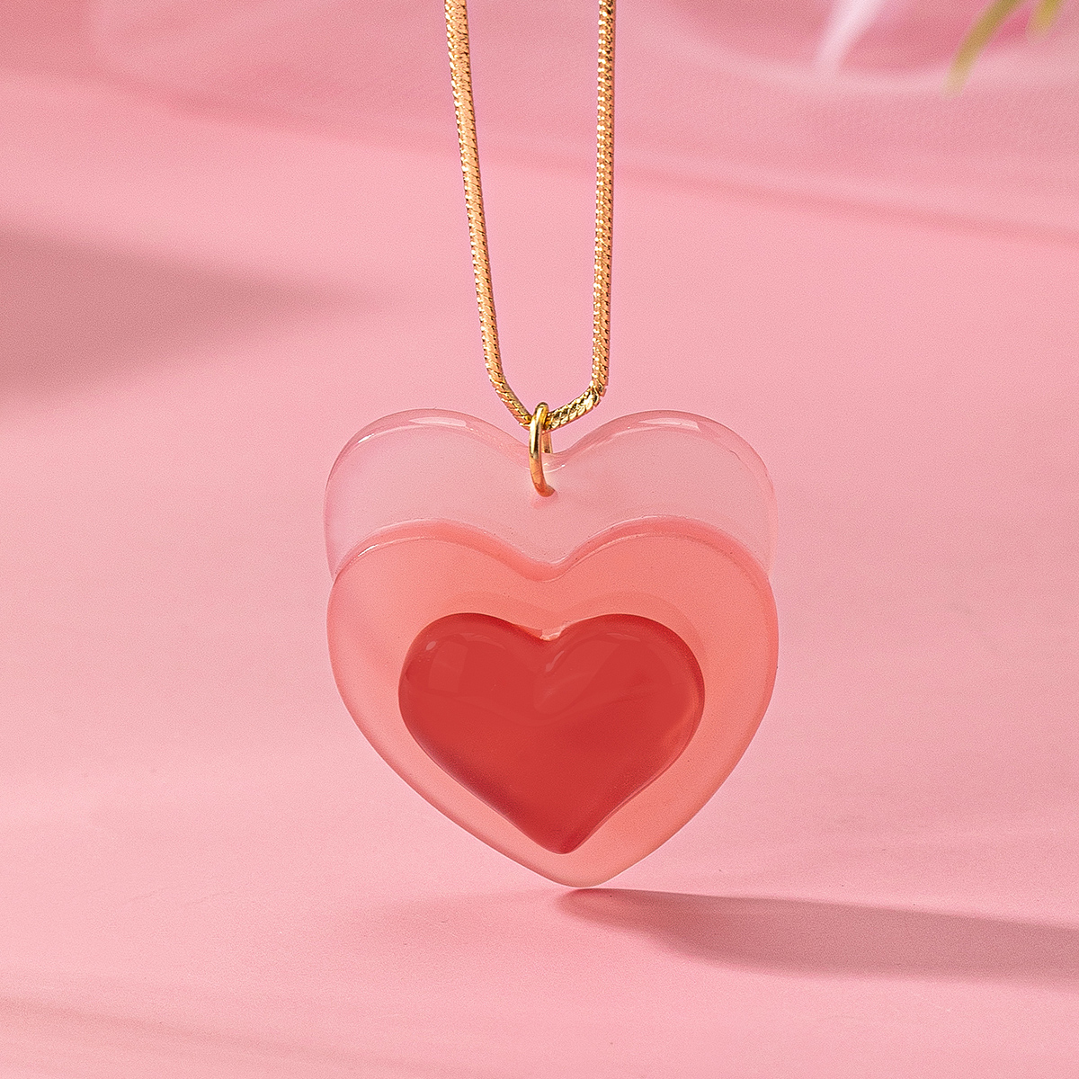 Cute Sweet Heart Shape Arylic Copper Alloy Women's Pendant Necklace display picture 4
