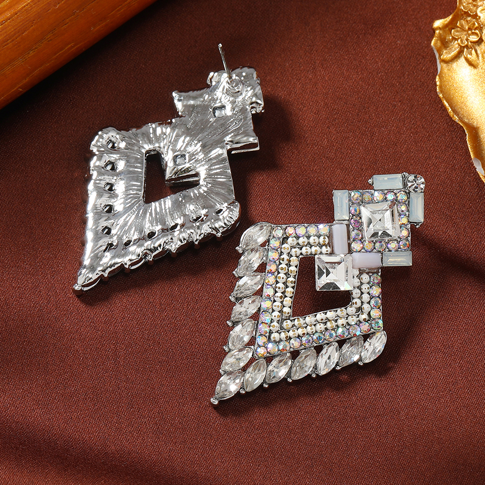 1 Par Elegante Glamour Rombo Aleación Diamantes De Imitación Plateado Pendientes De Gota display picture 3