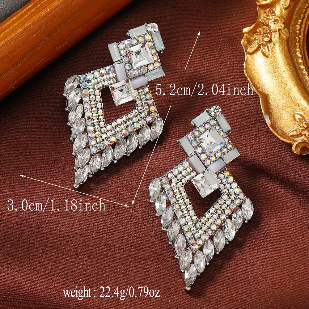 1 Pair Elegant Glam Rhombus Alloy Rhinestones Silver Plated Drop Earrings display picture 5