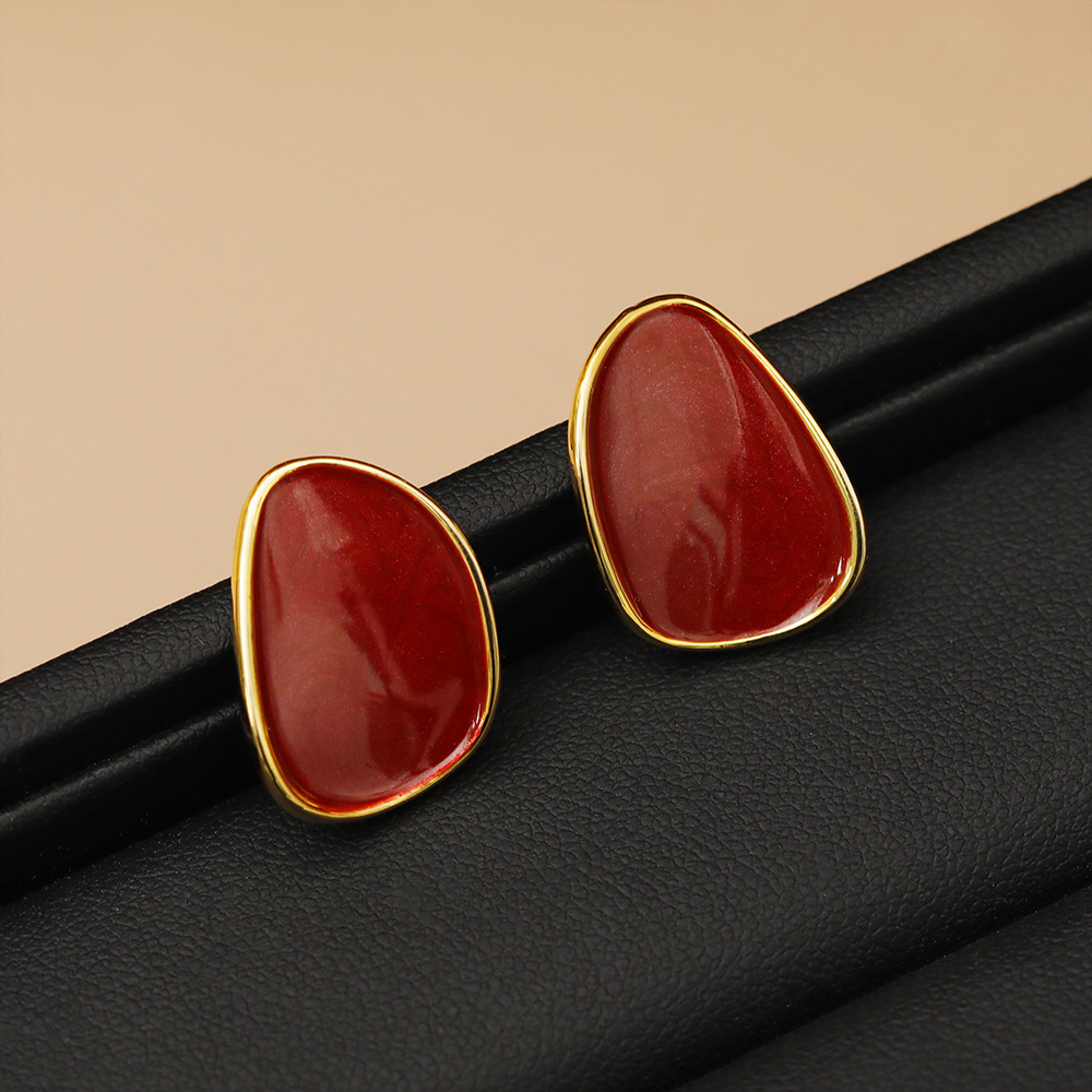 1 Pair Elegant Sweet Streetwear Color Block Plating Copper 18K Gold Plated Ear Studs display picture 8