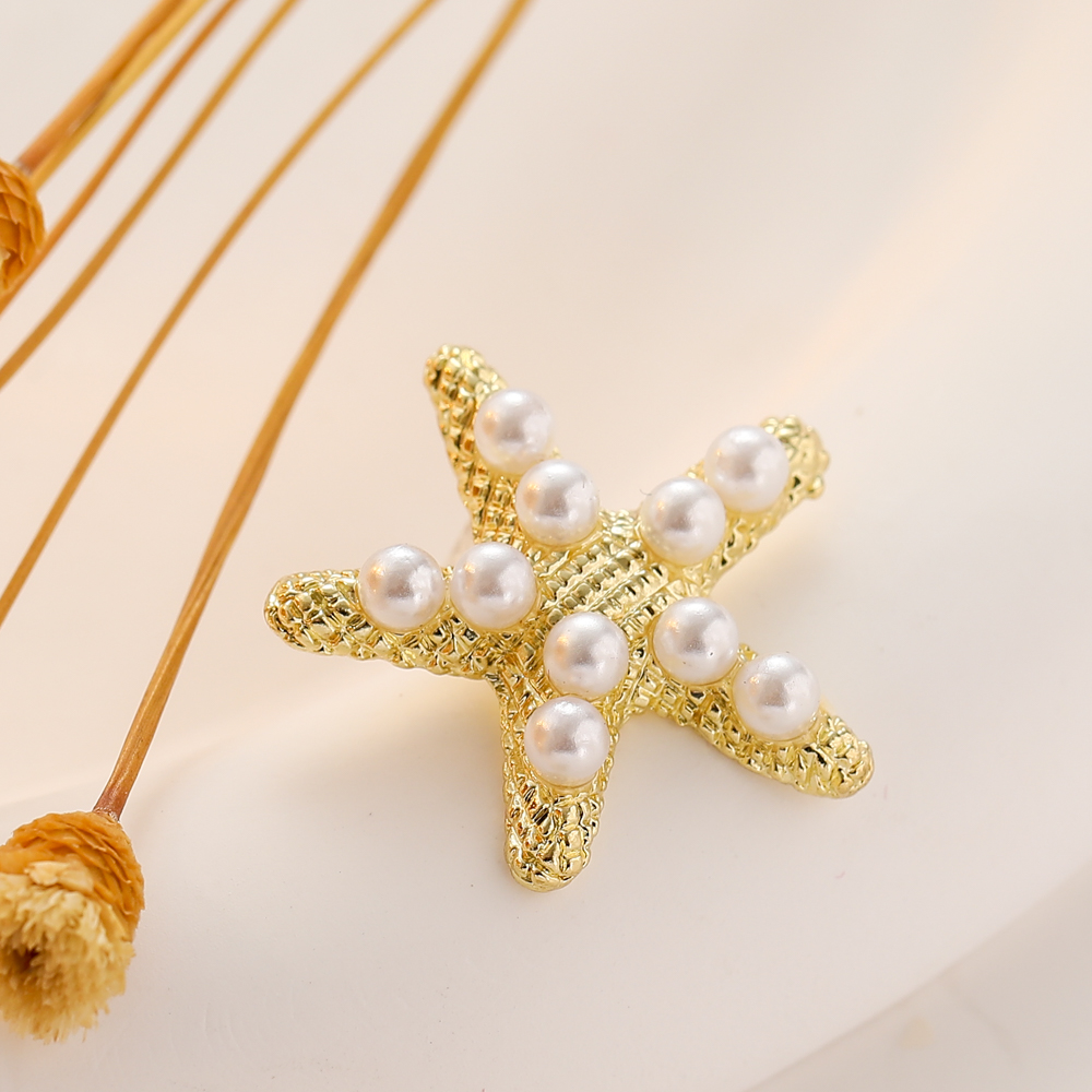 1 Pair Simple Style Starfish Inlay Alloy Artificial Pearls 14K Gold Plated Ear Studs display picture 4