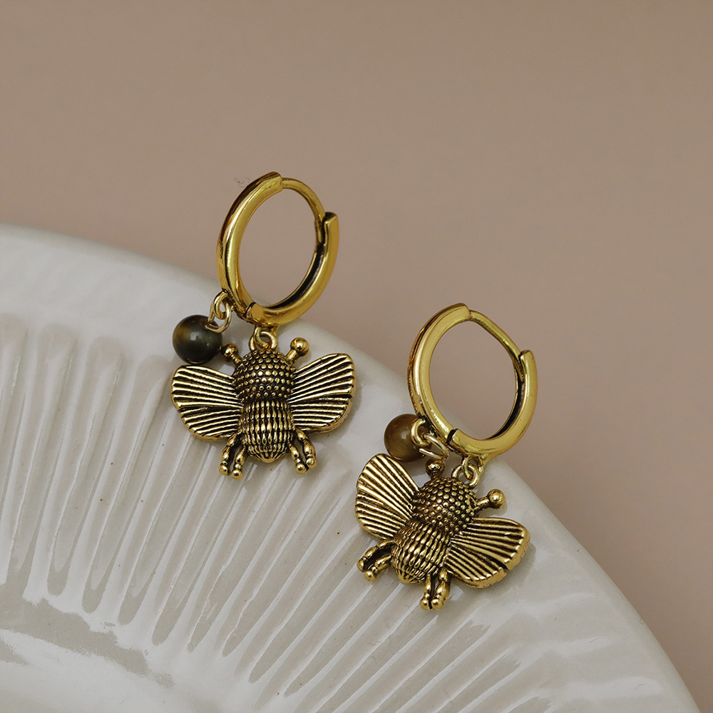 1 Pair Vintage Style Bee Copper 18K Gold Plated Drop Earrings display picture 5