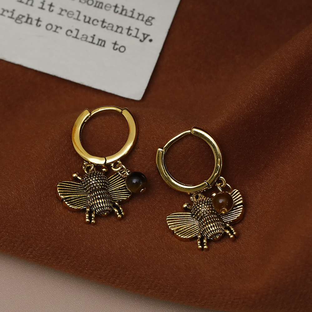 1 Pair Vintage Style Bee Copper 18K Gold Plated Drop Earrings display picture 4