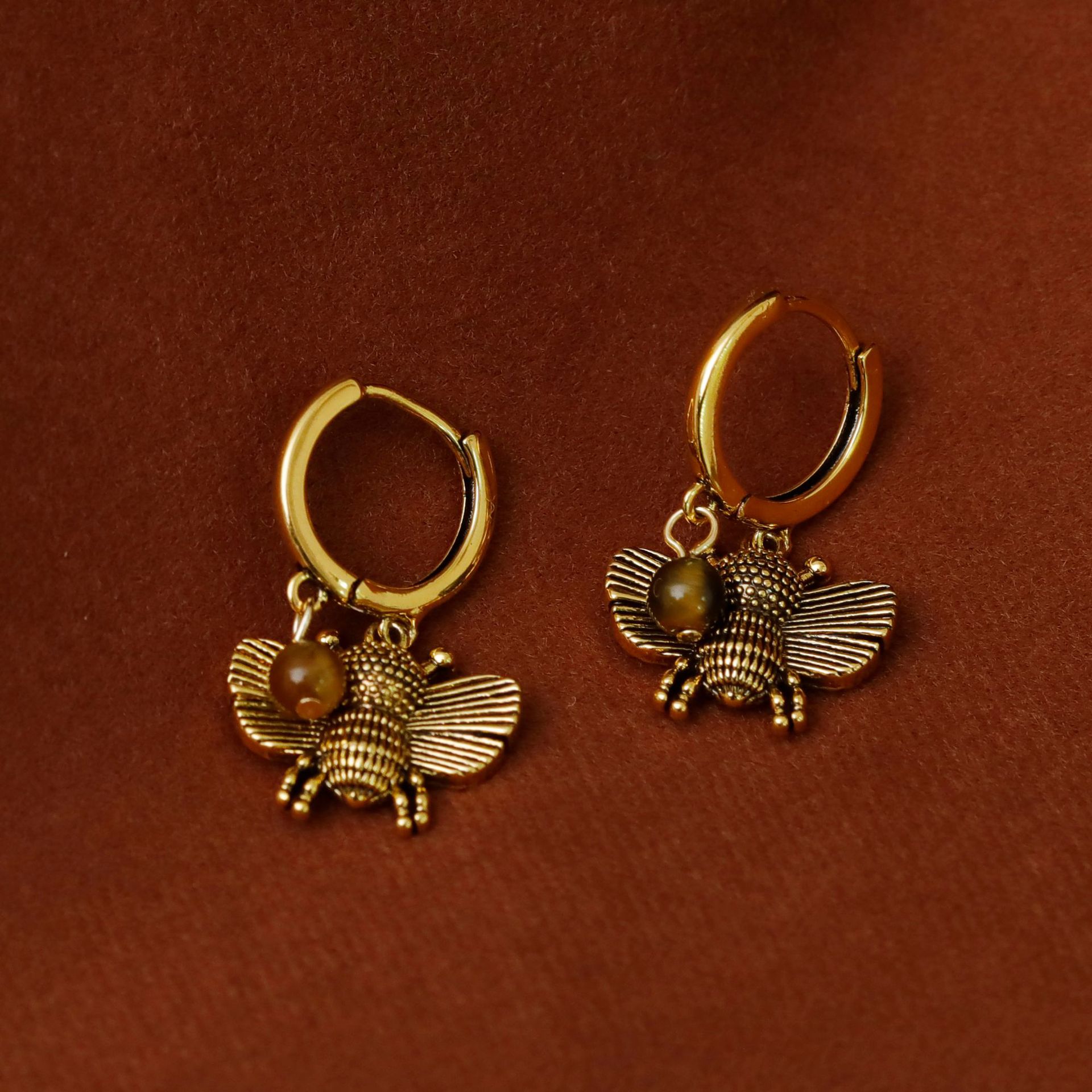 1 Pair Vintage Style Bee Copper 18K Gold Plated Drop Earrings display picture 3