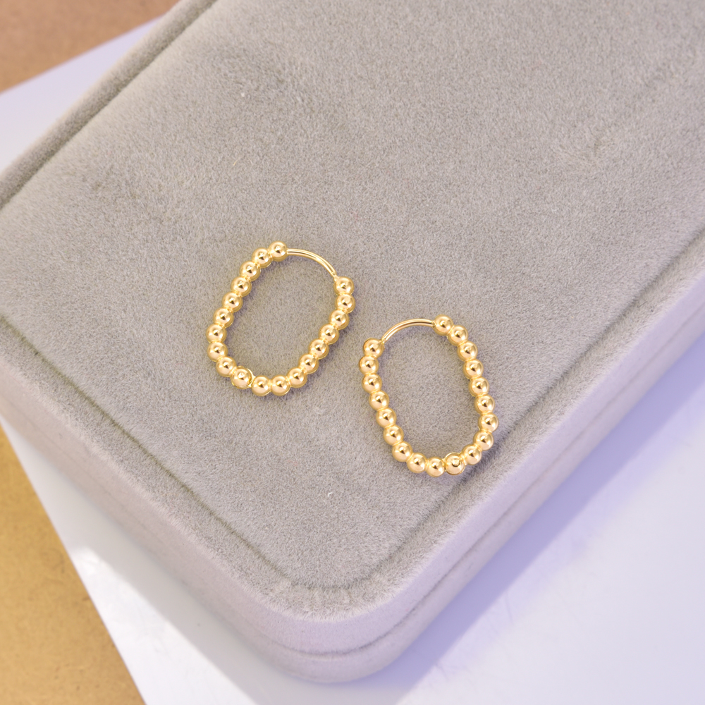 1 Pair Simple Style Geometric Round Heart Shape Titanium Steel 18K Gold Plated Hoop Earrings display picture 11
