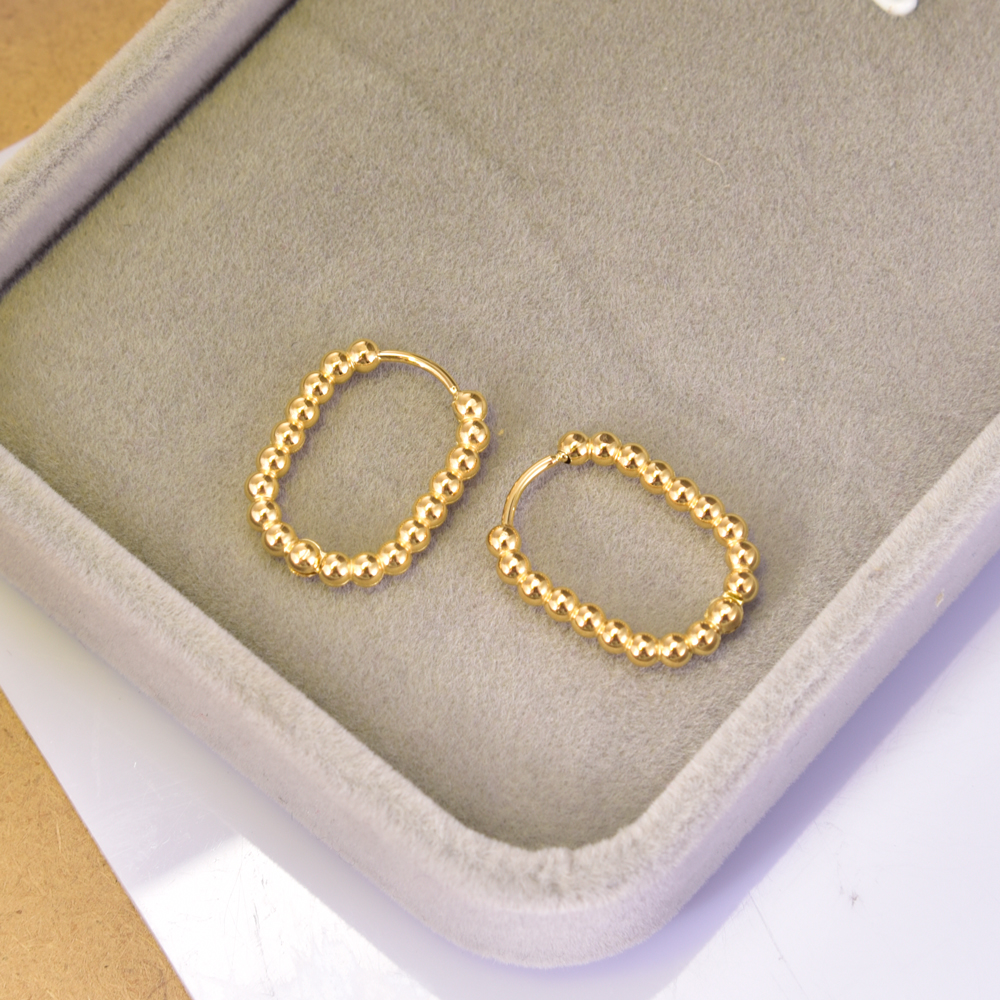 1 Pair Simple Style Geometric Round Heart Shape Titanium Steel 18K Gold Plated Hoop Earrings display picture 13