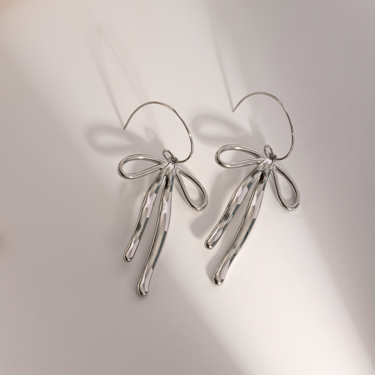 1 Pair IG Style Elegant Bow Knot 304 Stainless Steel Drop Earrings display picture 5