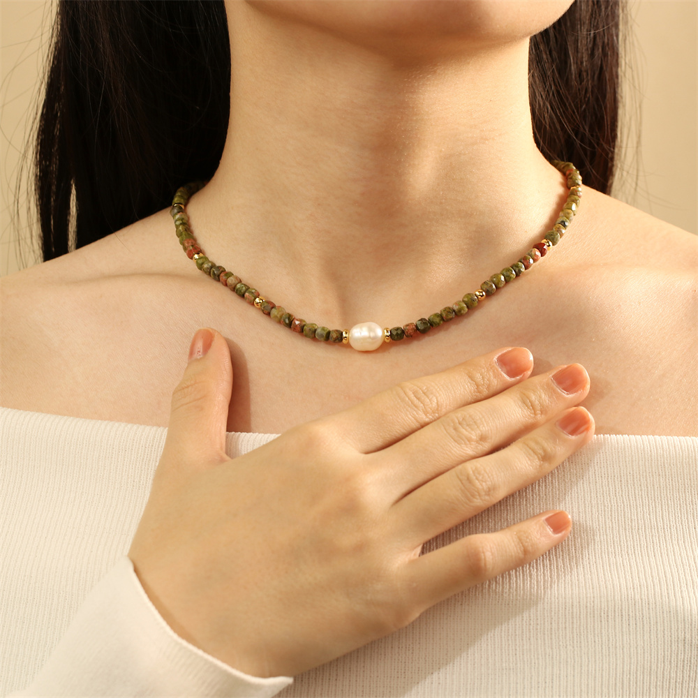IG Style Vintage Style Pearl Stone 18K Gold Plated Choker In Bulk display picture 2