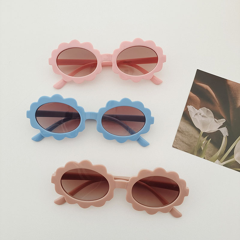 Style IG Fleur Pc Résine Cadre Ovale Plein Cadre Enfants Lunettes De Soleil display picture 3