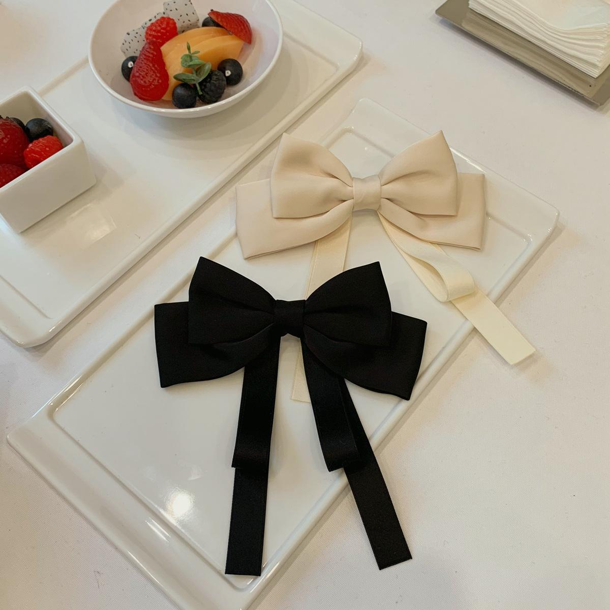 Women's Simple Style Classic Style Bow Knot Cloth Hair Clip display picture 1