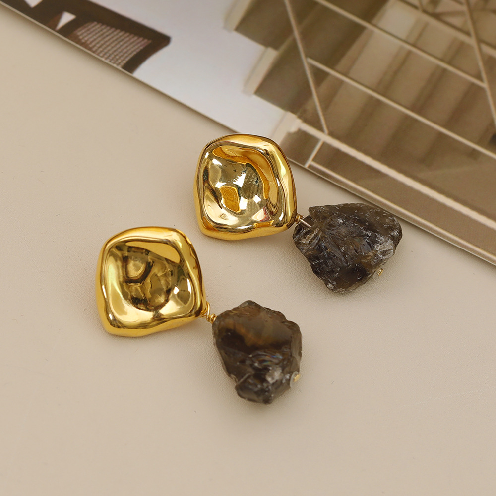 1 Par Estilo Simple Estilo Británico Irregular Piedra Natural Cobre Chapados en oro de 18k Pendientes De Gota display picture 10