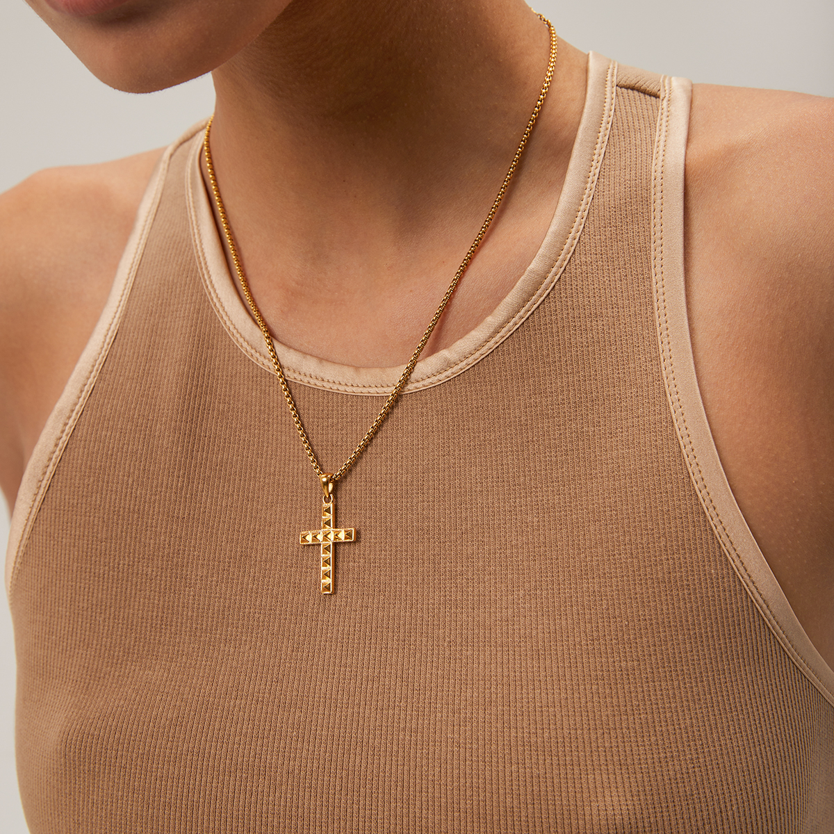 Stainless Steel 18K Gold Plated IG Style Cross Rivet Pendant Necklace display picture 6