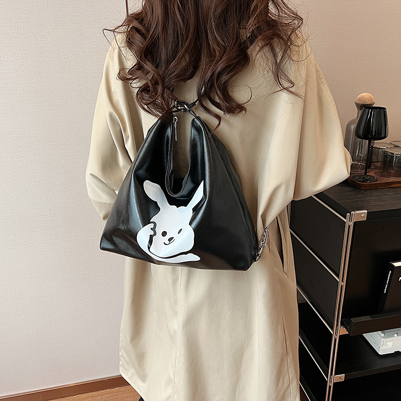 Women's Pu Leather Rabbit Classic Style Square Zipper Tote Bag display picture 7