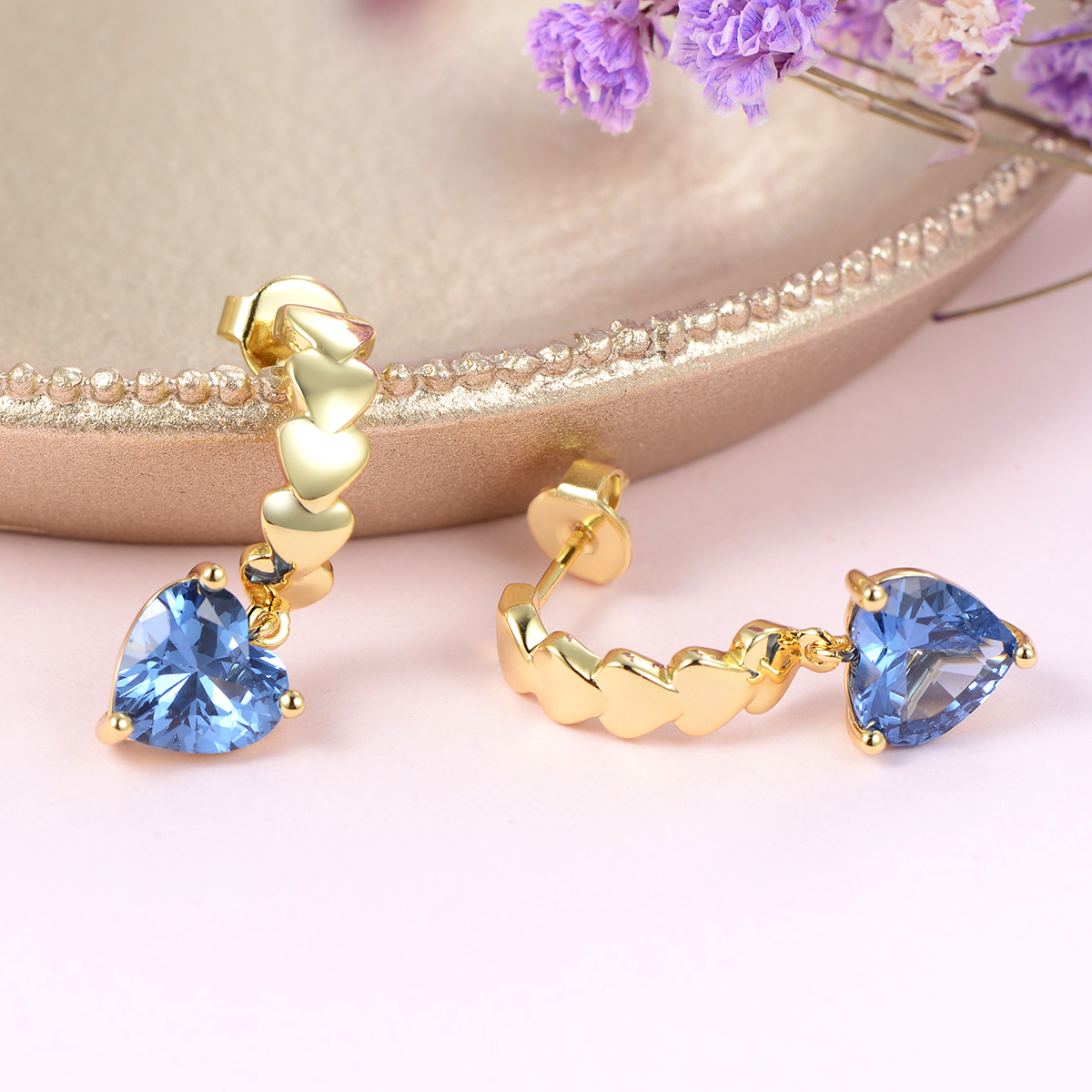 1 Pair Simple Style Heart Shape Inlay Brass Artificial Diamond Drop Earrings display picture 1