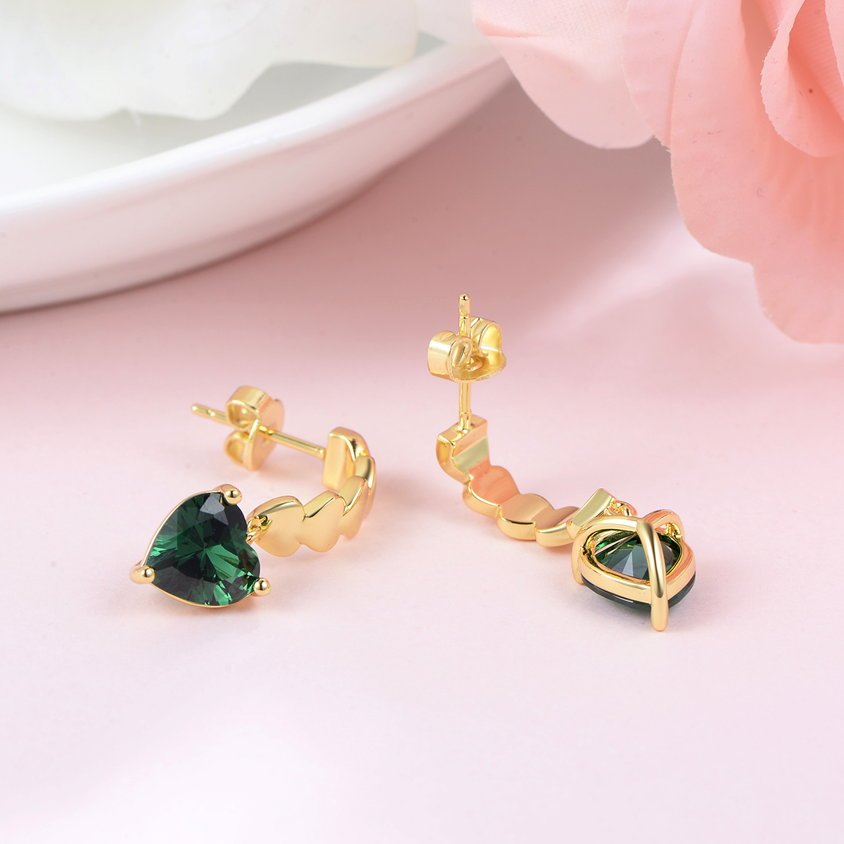 1 Pair Simple Style Heart Shape Inlay Brass Artificial Diamond Drop Earrings display picture 2