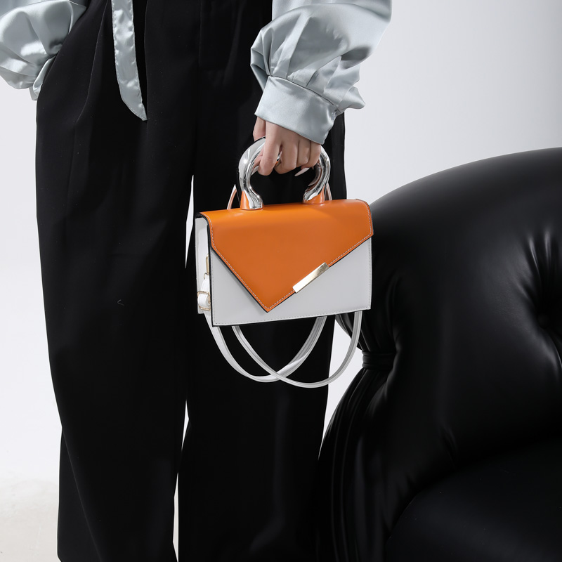 Frau Pu-Leder Farbblock Elegant Flip-Cover Handtasche display picture 2