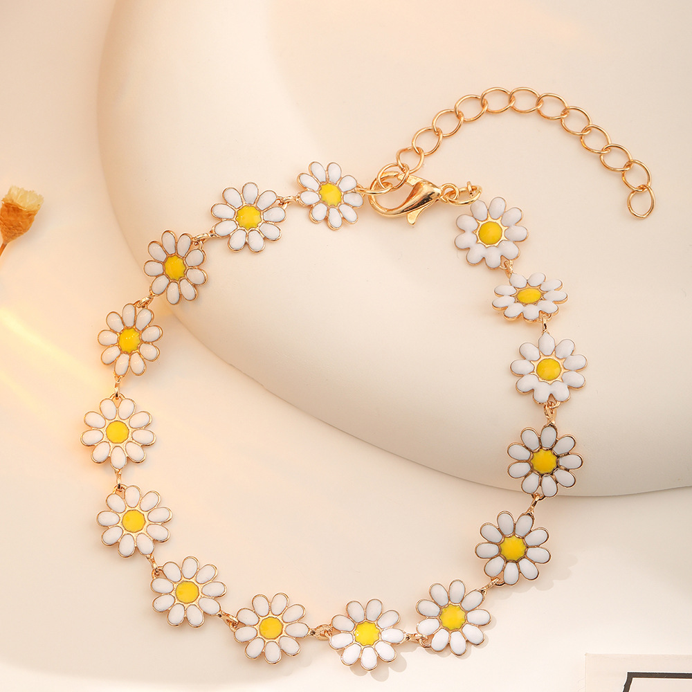 Copper 14K Gold Plated Cute Sweet Pastoral Flower Daisy Enamel Bracelets display picture 5