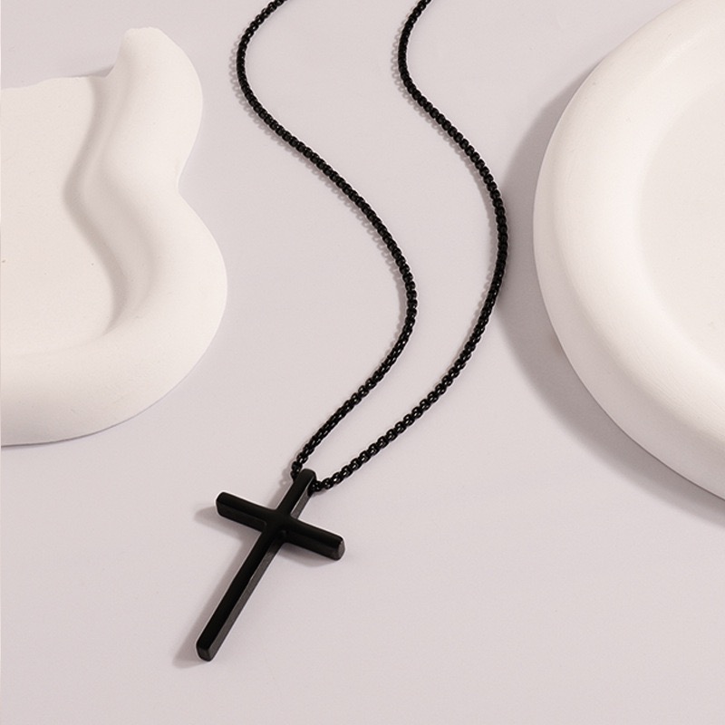 304 Stainless Steel 18K Gold Plated Casual Simple Style Cross Pendant Necklace display picture 2