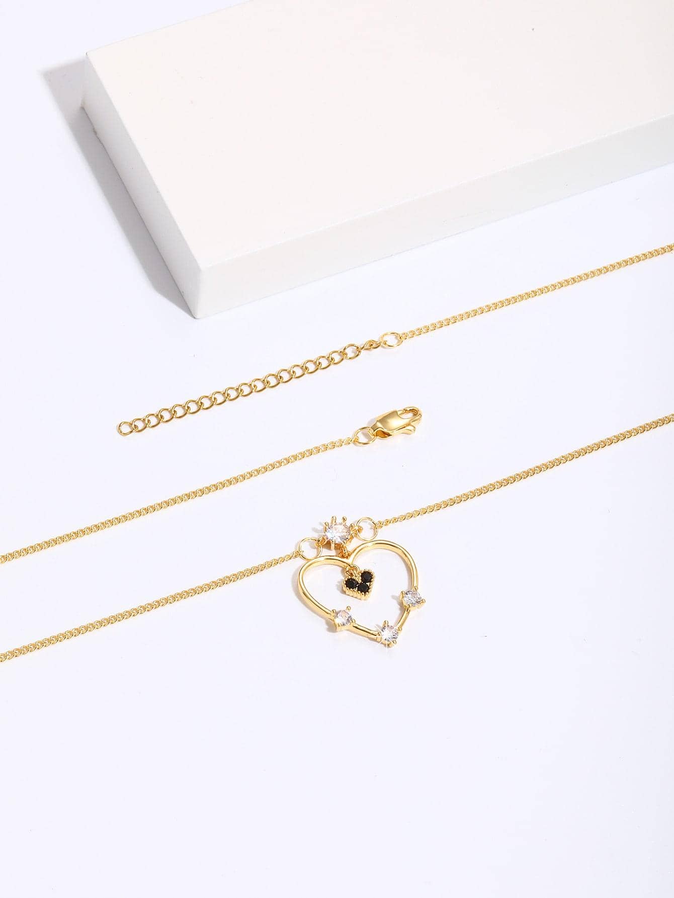 Copper 18K Gold Plated Elegant Simple Style Heart Shape Snake Inlay Zircon Pendant Necklace display picture 2