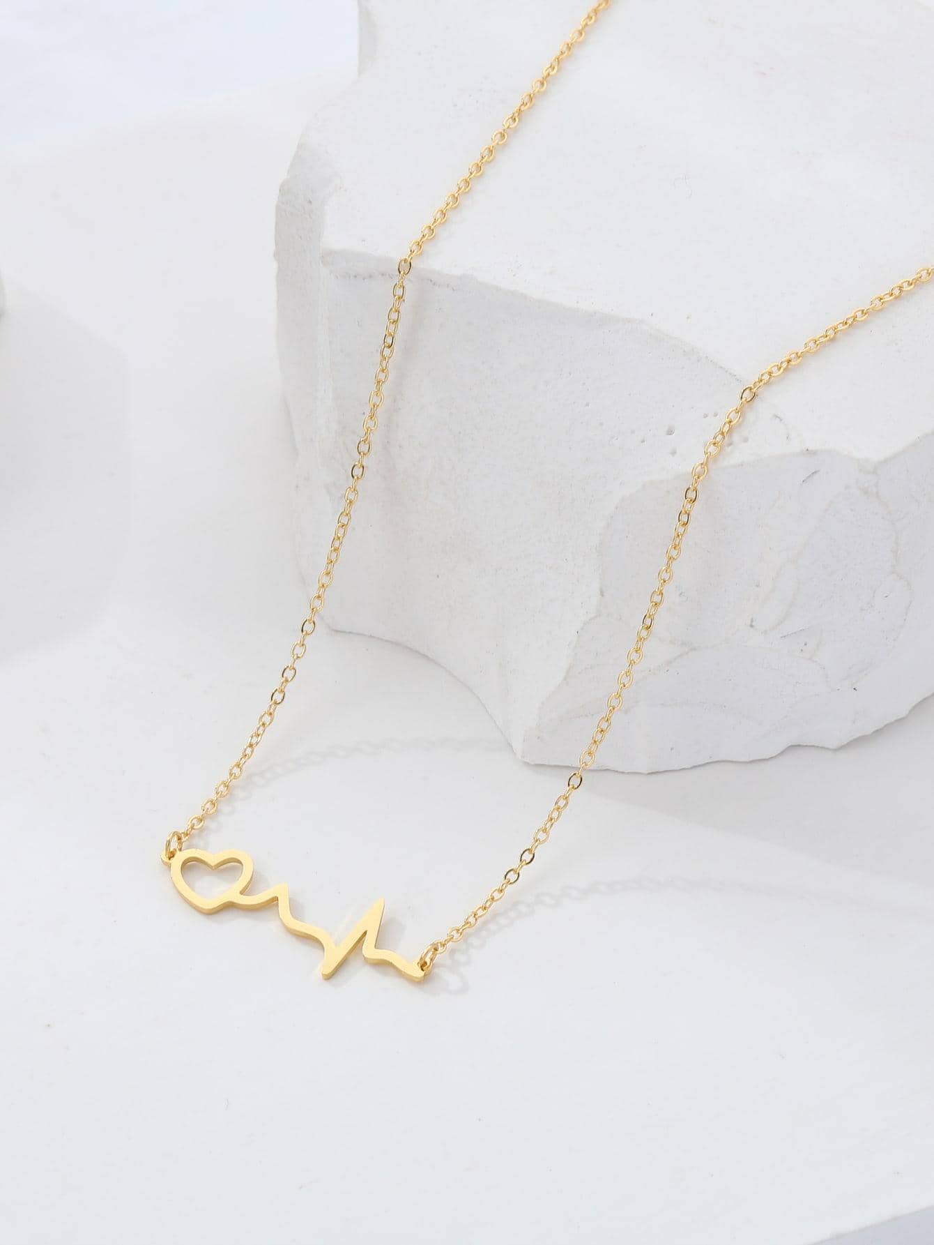 Copper 18K Gold Plated IG Style Simple Style Letter Electrocardiogram Heart Shape Hollow Out Inlay Zircon Pendant Necklace display picture 4