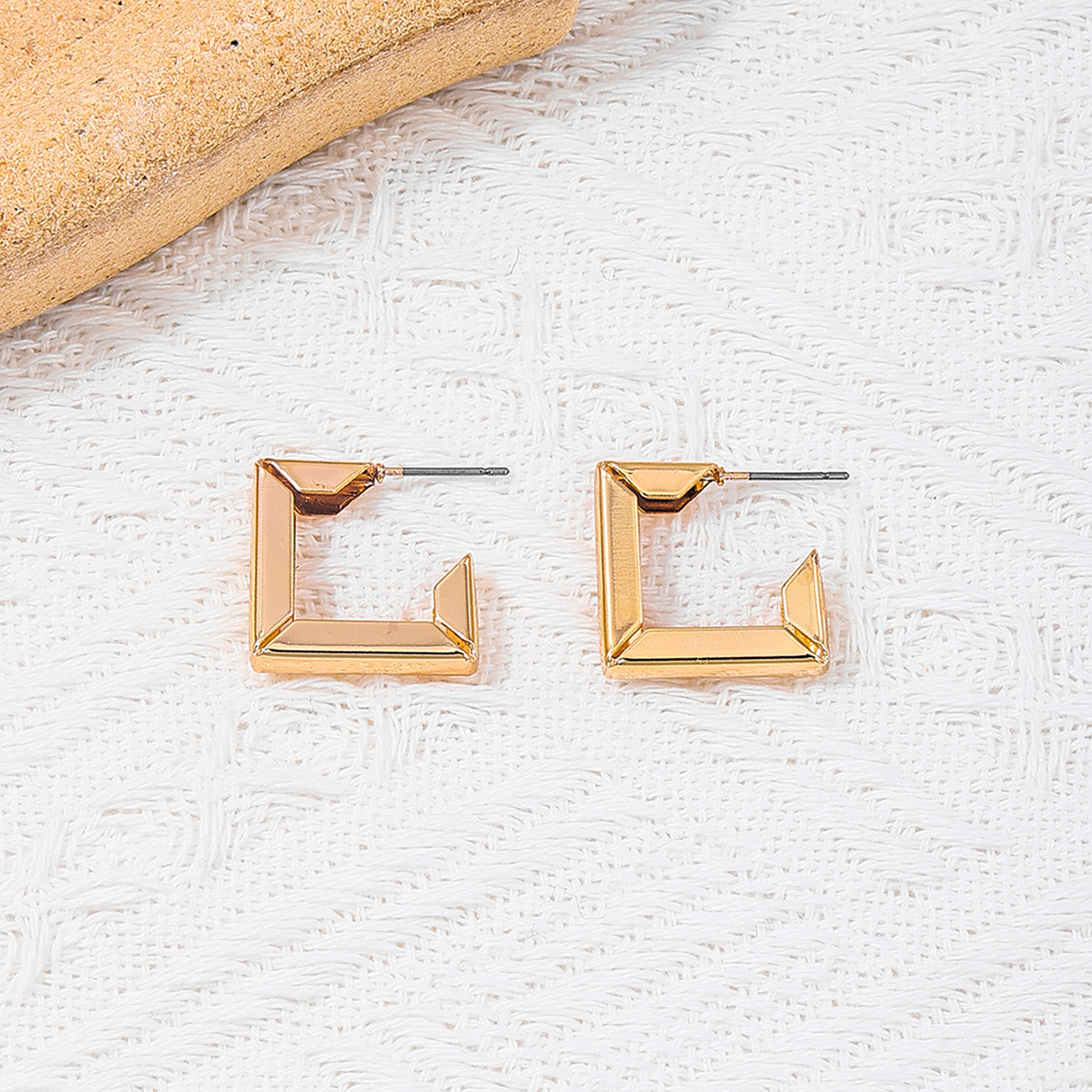 1 Pair Simple Style Geometric Alloy Ear Studs display picture 2