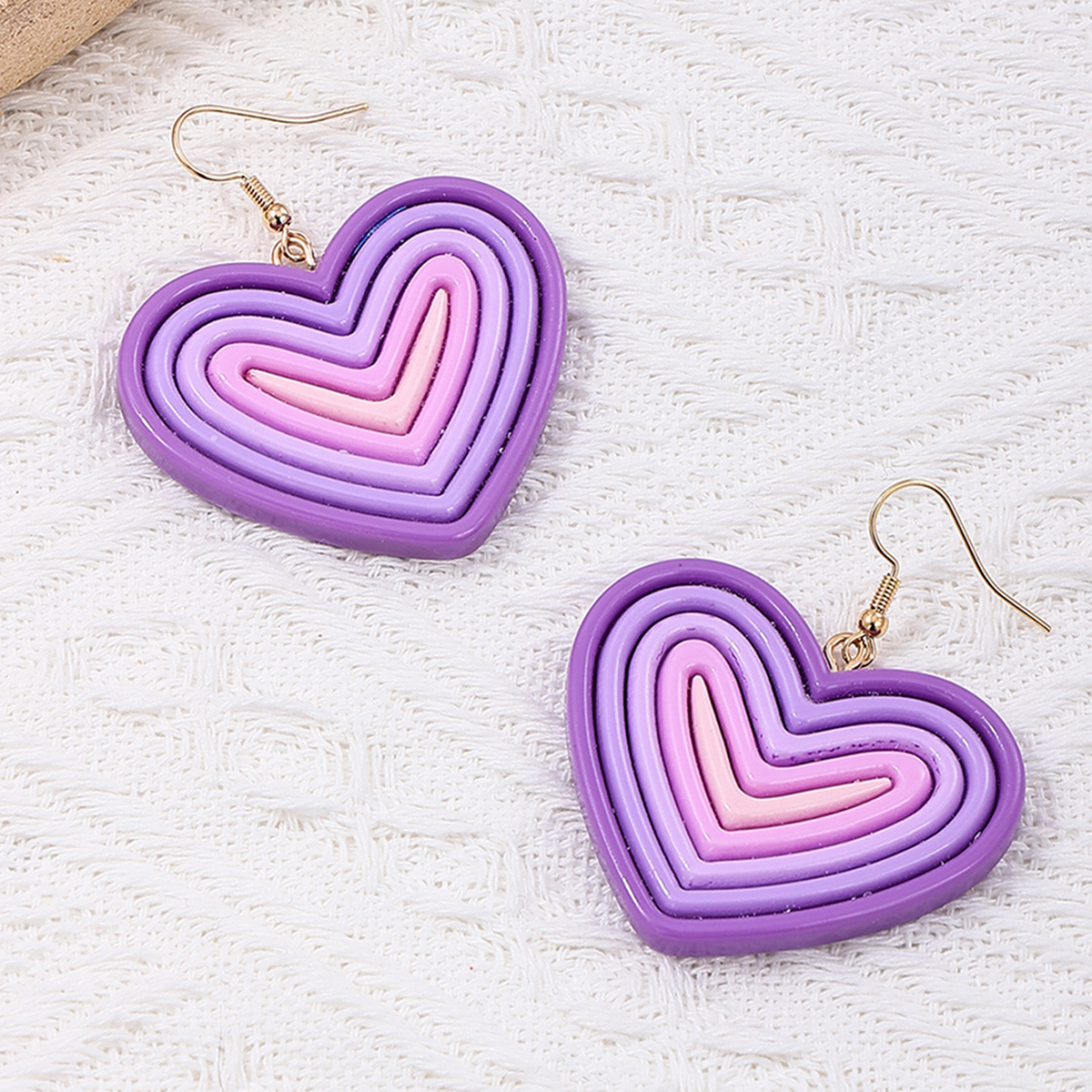 1 Pair Sweet Heart Shape Arylic Drop Earrings display picture 12