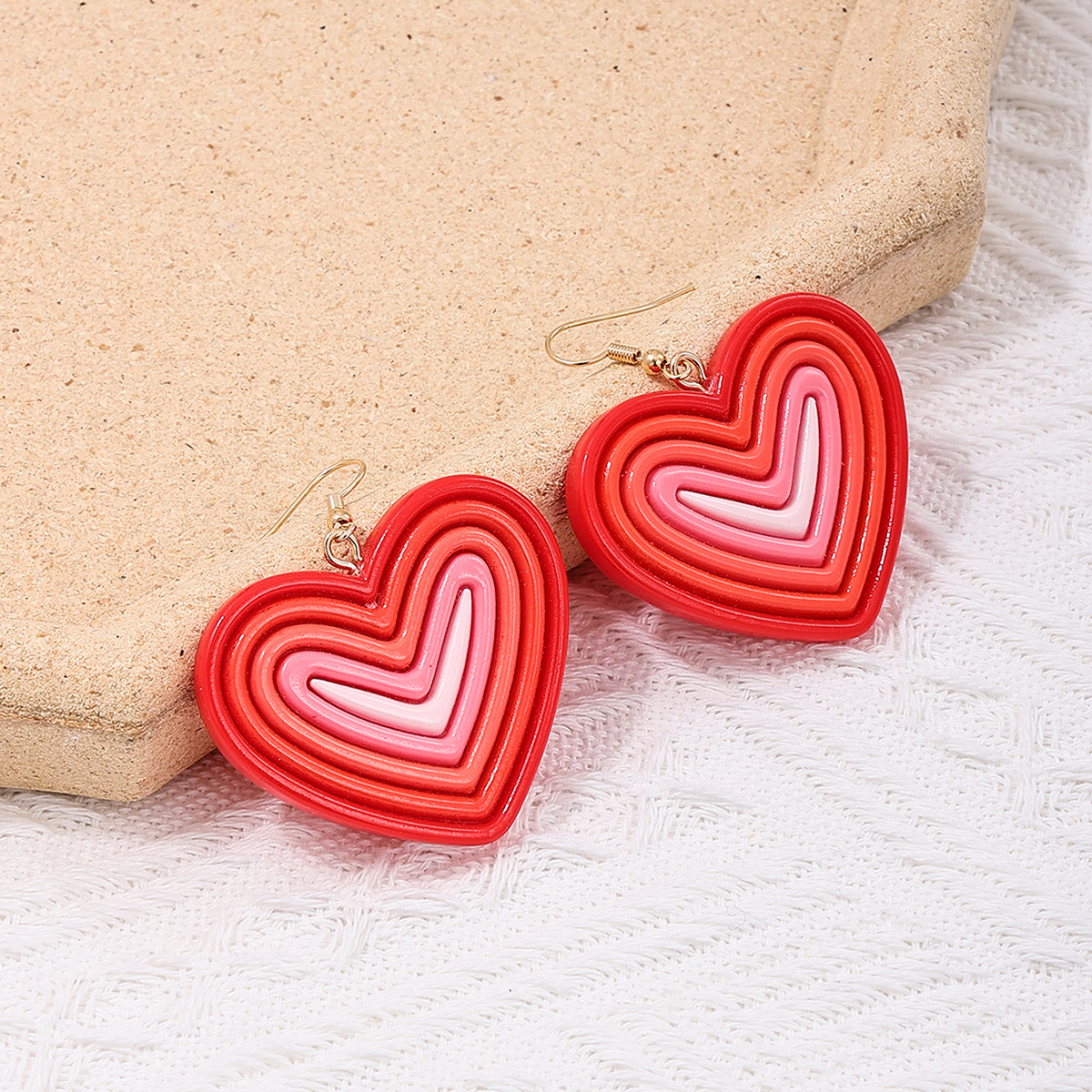 1 Pair Sweet Heart Shape Arylic Drop Earrings display picture 4
