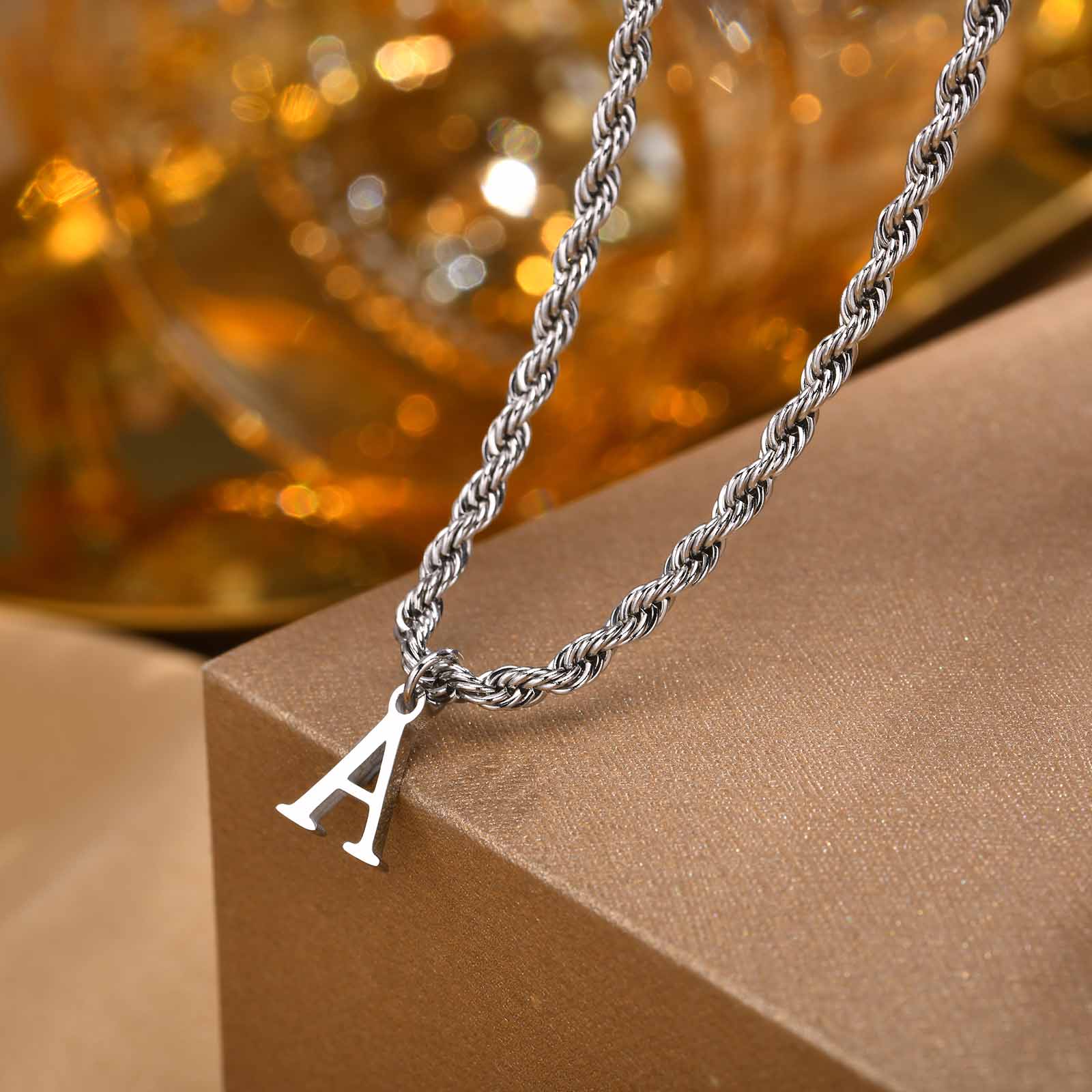 Rostfreier Stahl Vergoldet Einfacher Stil Brief Halskette Mit Anhänger display picture 8