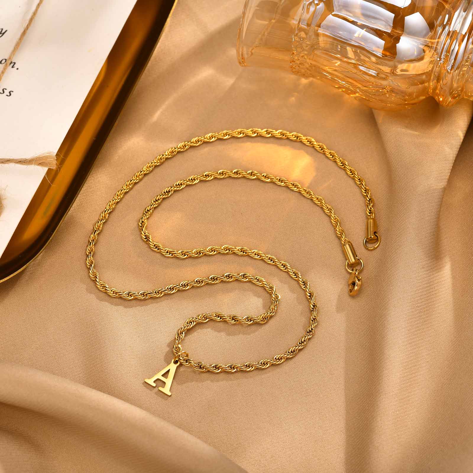 Rostfreier Stahl Vergoldet Einfacher Stil Brief Halskette Mit Anhänger display picture 20