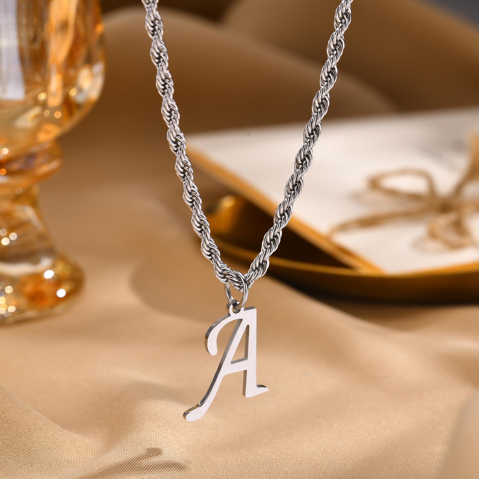 Stainless Steel 18K Gold Plated IG Style Simple Style Letter Pendant Necklace display picture 11